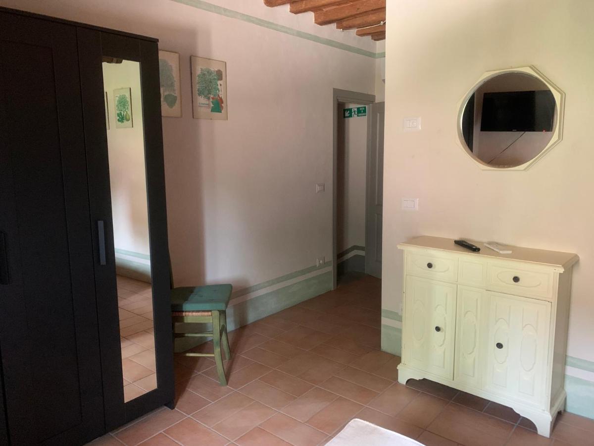 La Dispensa-Bio Agriturismo Lamporecchio Bagian luar foto